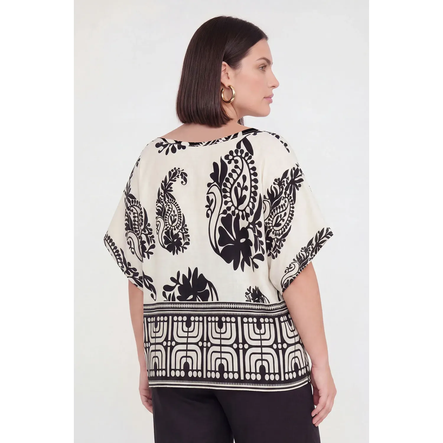 Plus Size Μπλούζα Τύπου Λινό Εκρο΄υ Μαύρο