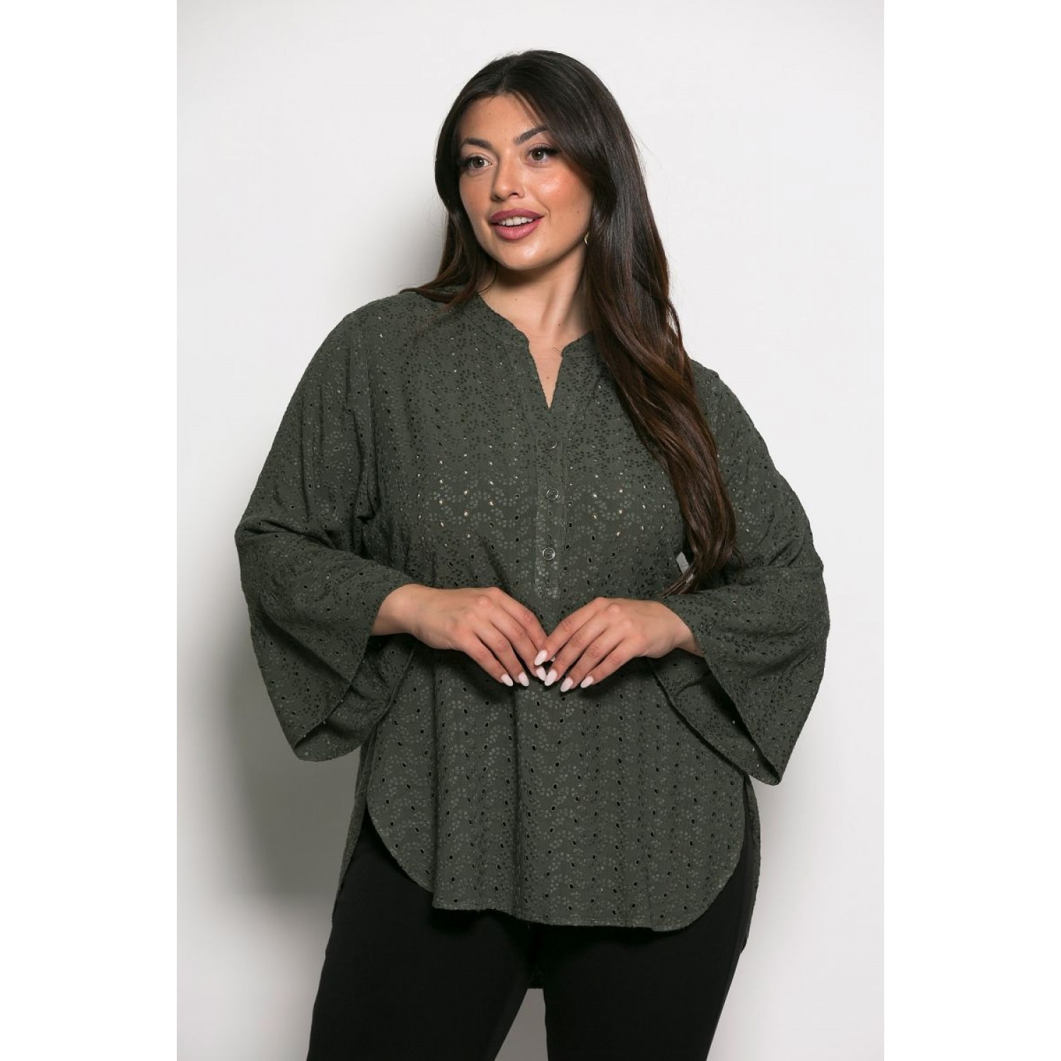Plus Size Μπλούζα Μπροντερί Χακί