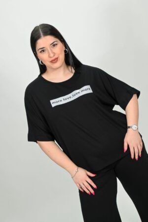 Μπλούζα με στάμπα more love Μαύρο